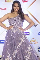 Pujita Ponnada at Filmfare Awards Red Carpet